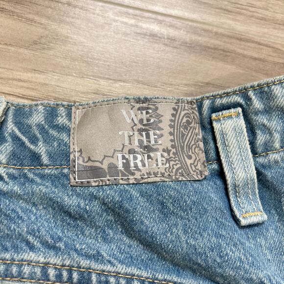 Free People We The Free Popular Demand Patched Jeans Size 30 - Picture 14 of 16